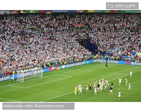 天下足球下载带你畅享全球足球赛事精彩瞬间与最新动态 天下足球下载带你畅享全球足球赛事精彩瞬间与最新动态